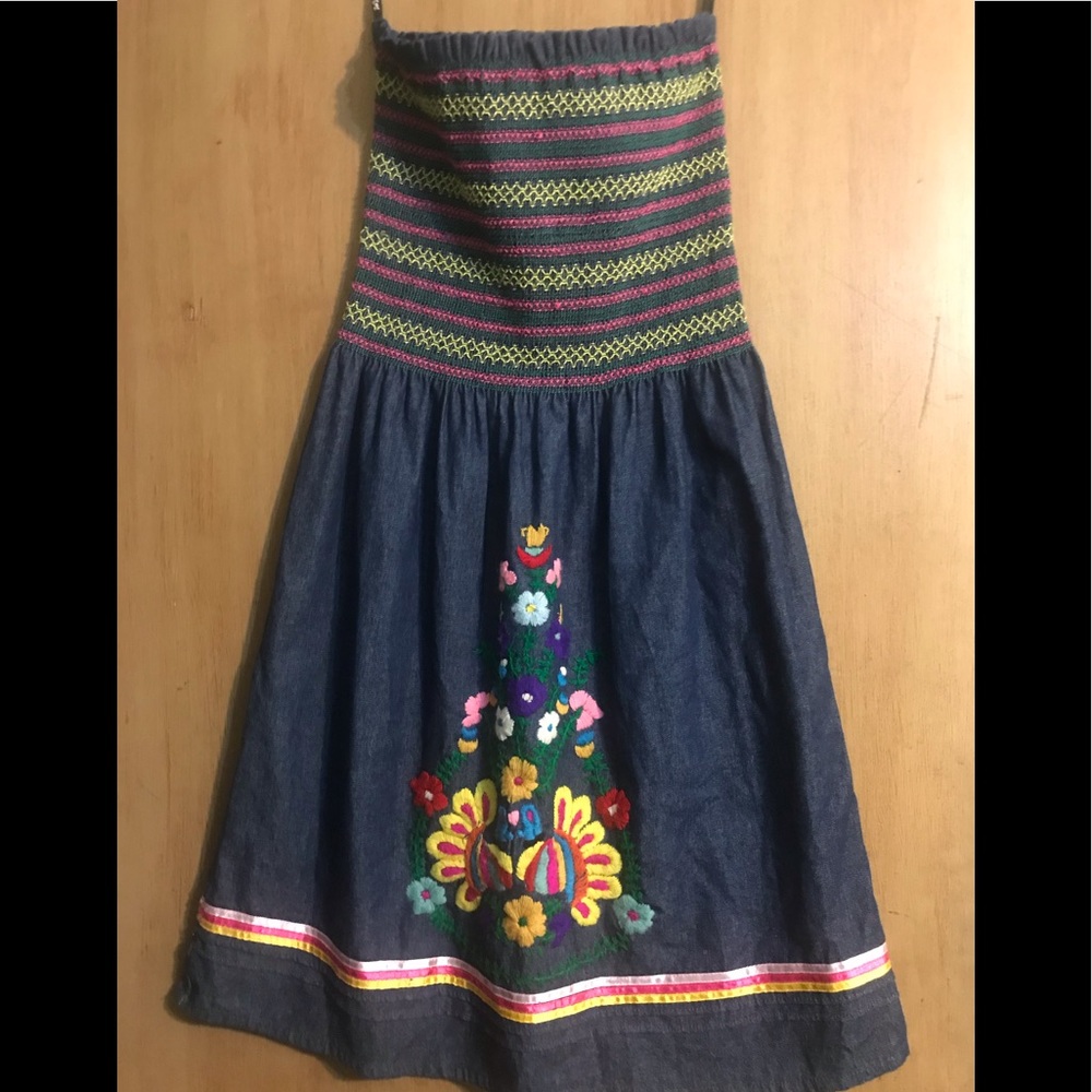 VAVA by Joy Han USA Denim Embroidered Dress S